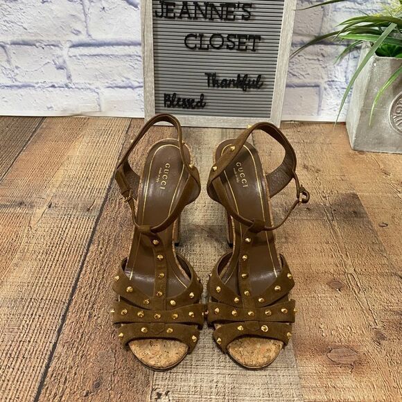 Gucci Women's Jacquelyne Studs Suede Platform Sandal - Picture 4 of 16